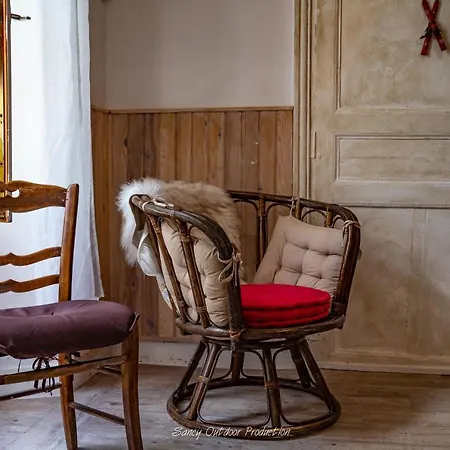 Les Tilleuls * ベス・エ・サンタナステーズ