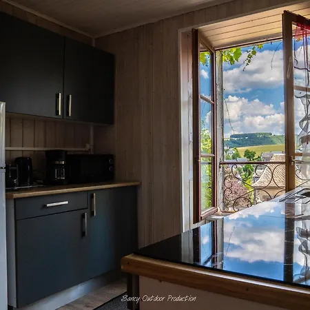 Les Tilleuls * ベス・エ・サンタナステーズ